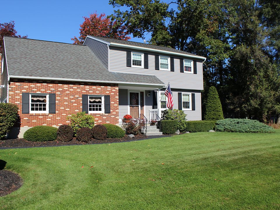 1st image of 16 Nicole Dr