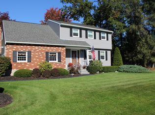 16 Nicole Dr, Albany, NY 12205