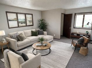 102 10th St UNIT 202, Cloquet, MN 55720