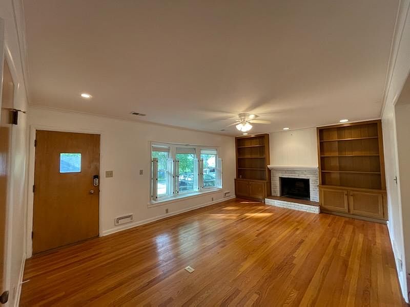 2nd image of 5025 W 60th Ter