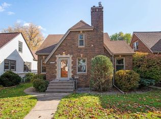 1544 Pascal St N, Saint Paul, MN 55108