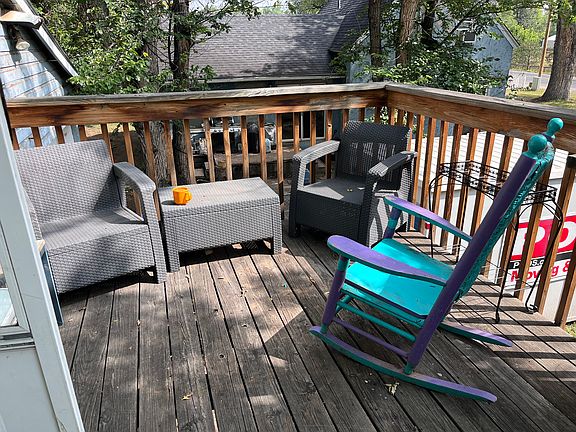 Nice big deck!