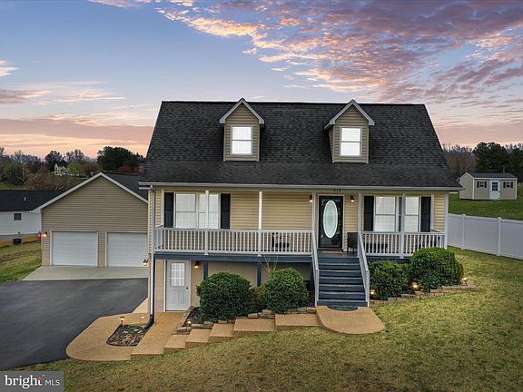 2nd image of 317 Locustdale Loop