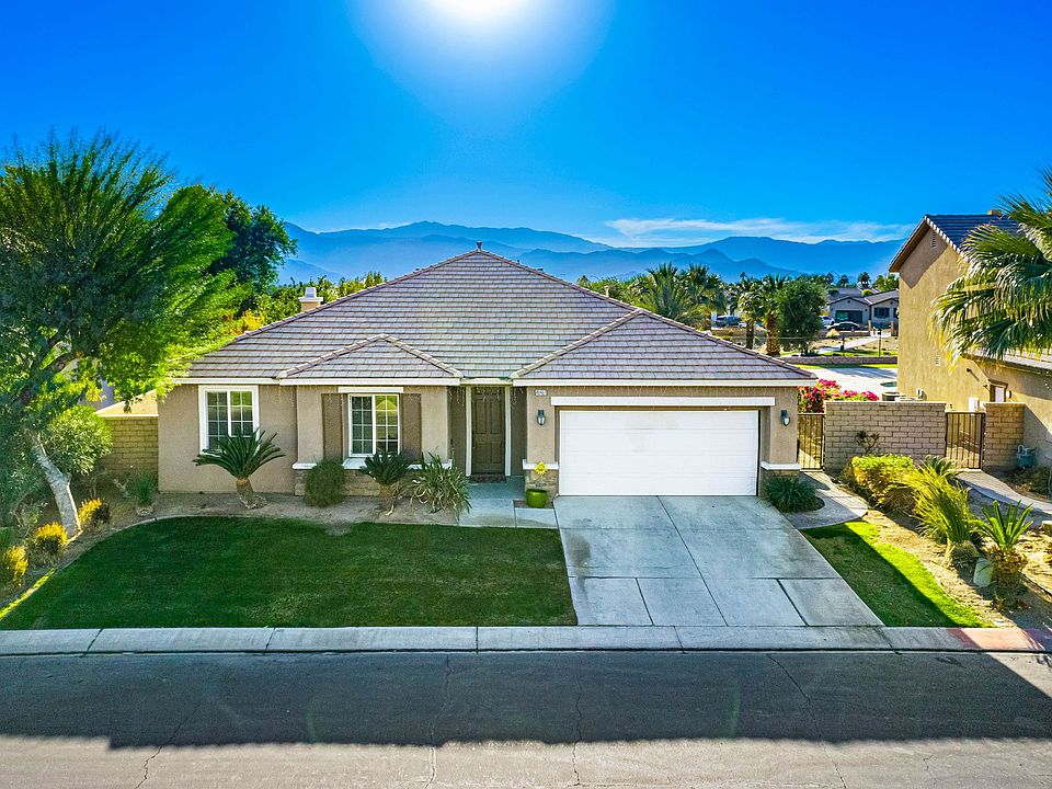 1st image of 40467 Padova Dr