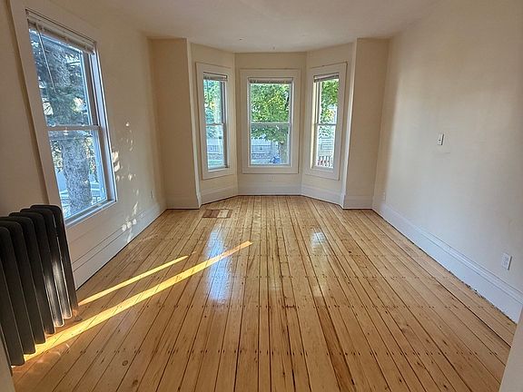 5th image of 56 Orchard St