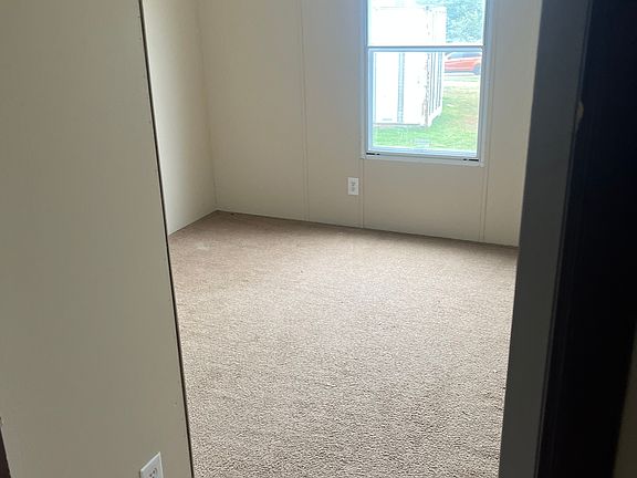 4th image of 12181 Whiteridge Cir #9