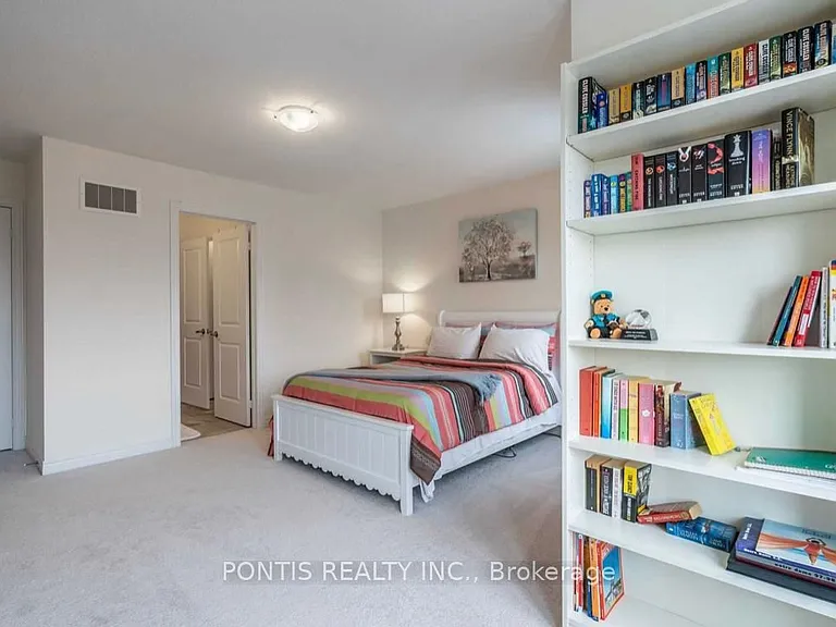 2318 Lozenby St — Photo 24