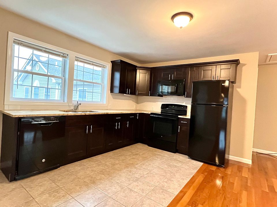 1st image of 914 S Lake Blvd Unit B2
