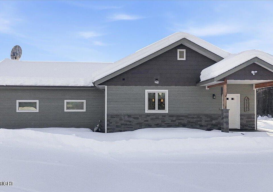 1st image of 37389 Spurr Ln