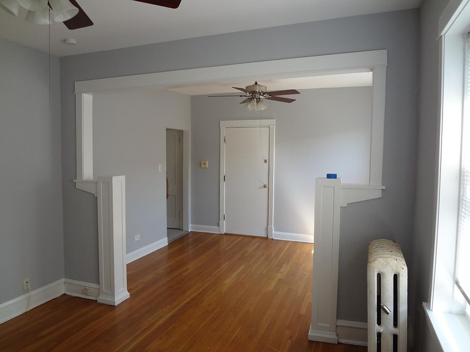 1st image of 4850 W Hutchinson St APT 6C