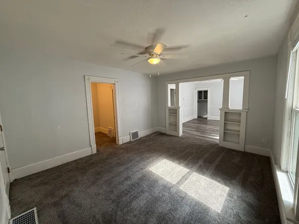 923 6th St S, La Crosse, WI 54601