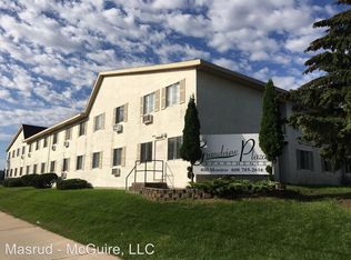 400 Monitor St APT 8, La Crosse, WI 54603