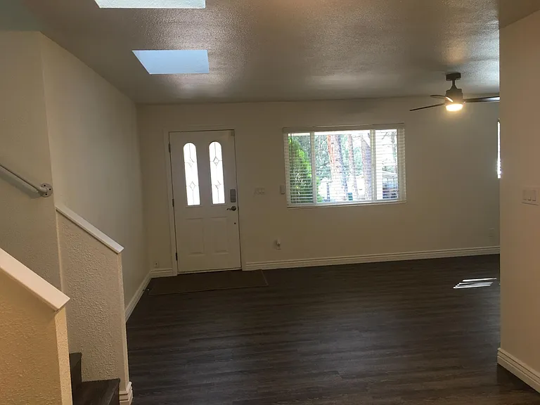 580 N 9th Dr — Photo 6