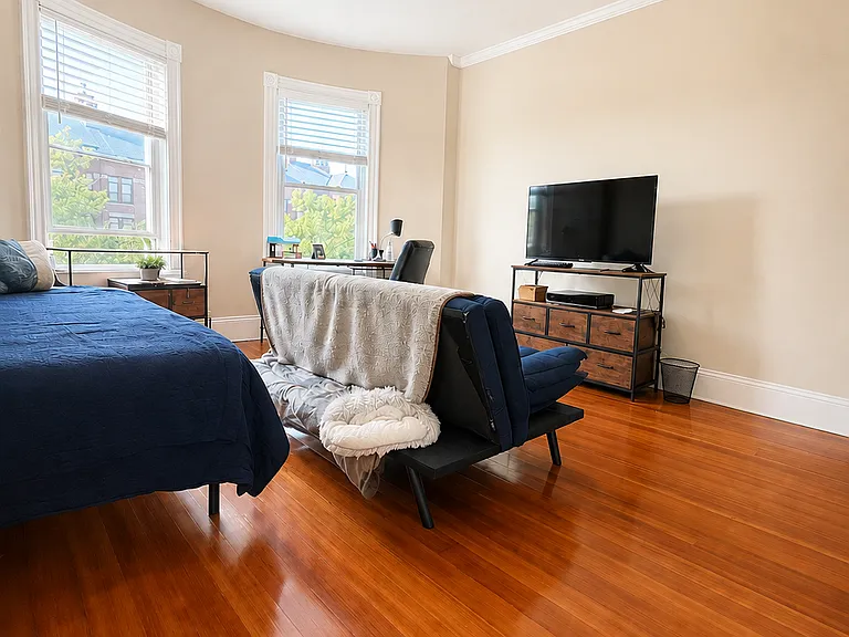 781 Columbia Rd #3 — Photo 6