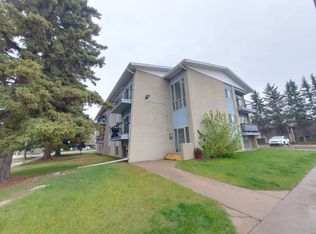 5011 39th St, Red Deer, AB T4N 0Z6