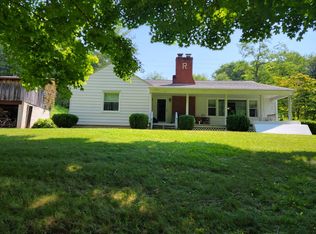 1115 N Independence Ave, Independence, VA 24348