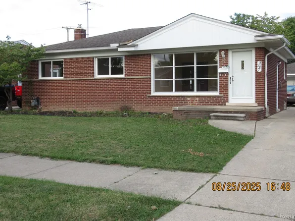 3367 Norwood Dr, Trenton, MI 48183