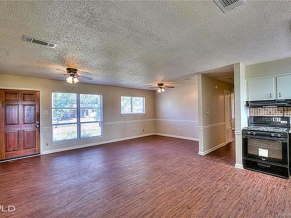 4th image of 1029 Norris Dr
