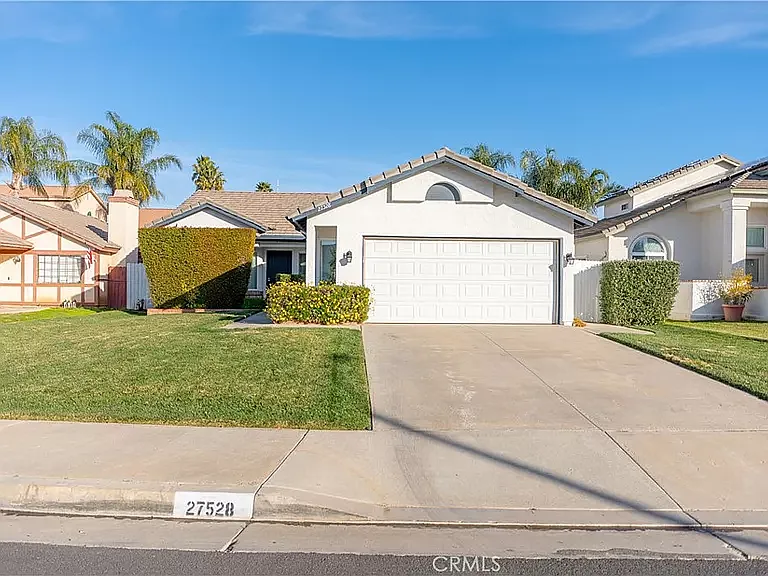 4 bed, 1422 sqft, $4,000 — Photo 4