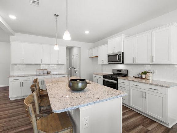 Kitchen with Large Island