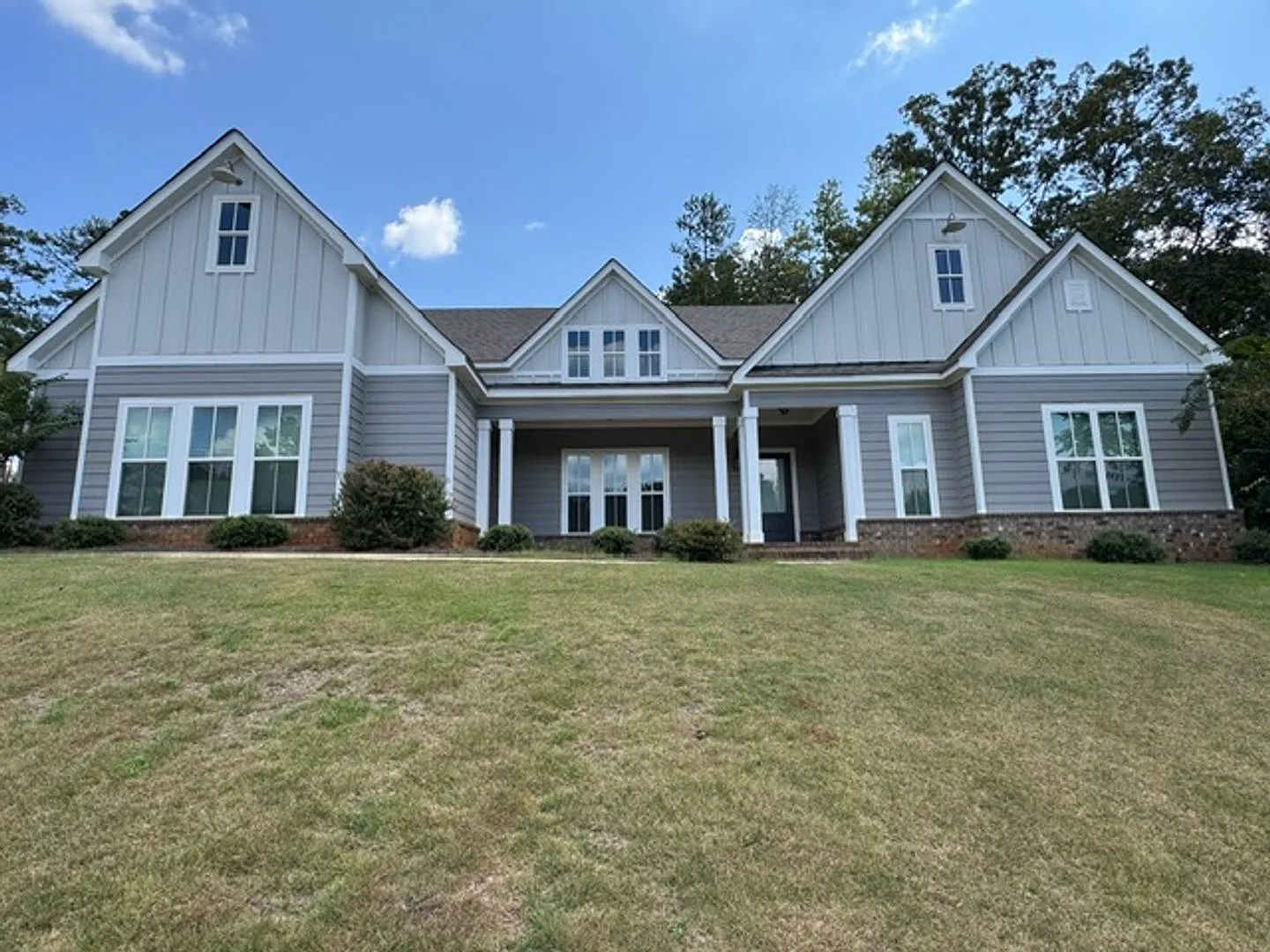 347 Willow Pointe Drive — Photo 1