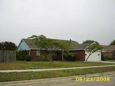 1st image of 4207 Vicki Dr