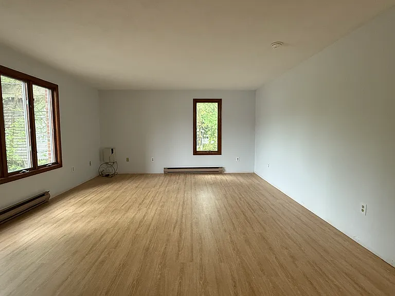 9 Oak St #3 — Photo 6