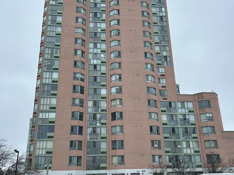 1st image of 41 Markbrook Ln #610