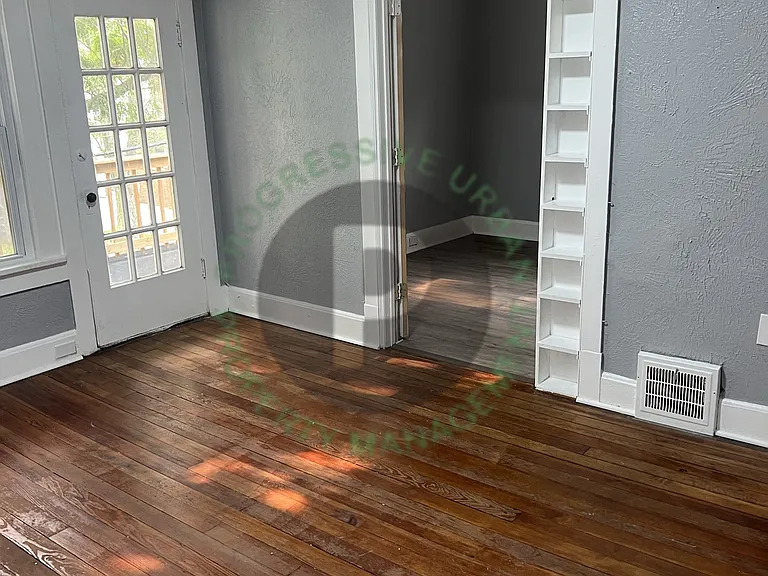 3586 W 47th St — Photo 12