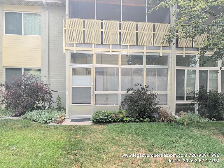 725 S Clinton St #4A — Photo 9
