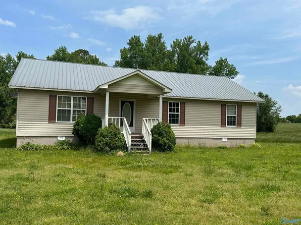 90 County Road 388, Crossville, AL 35962