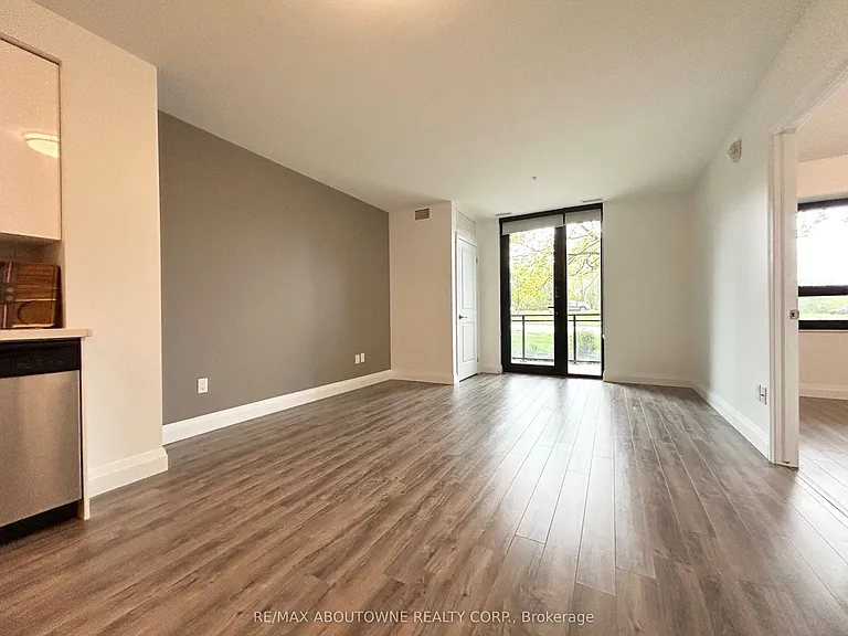 460 B Belmont Ave W #105 — Photo 10