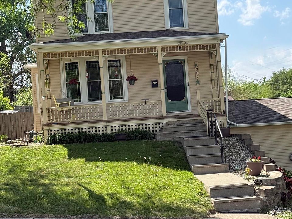 1st image of 307 S Helen St