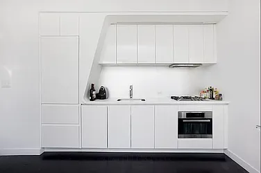 Rented by R New York