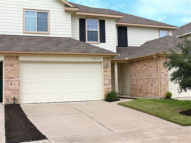 1st image of 19412 Dry Canyon Ct
