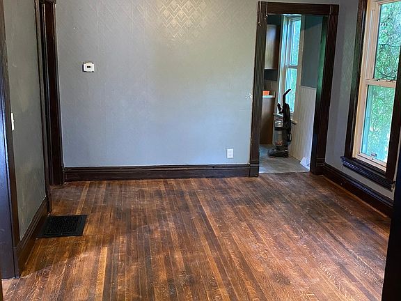 3rd image of 56 Otis Pl