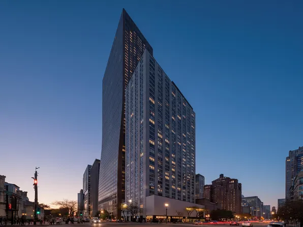 777 N Michigan Ave APT 2202, Chicago, IL 60611