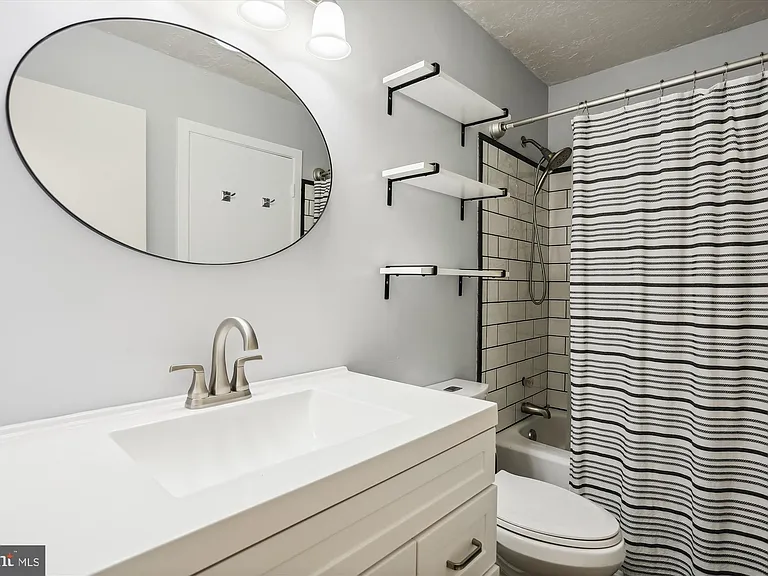 11719 E Summerchase Cir #1719 — Photo 8