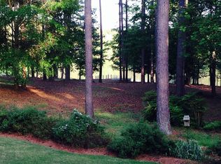 1030 Riverside Dr, Lagrange, GA 30240