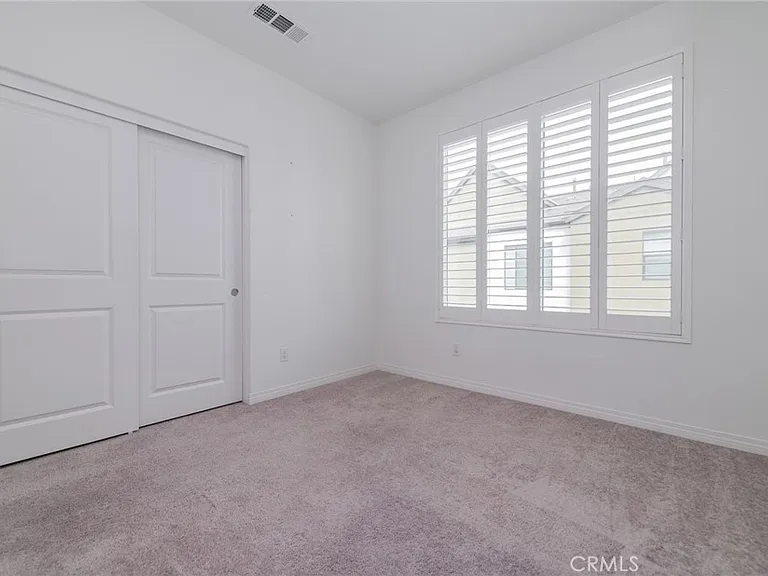 142 Sawbuck — Photo 23