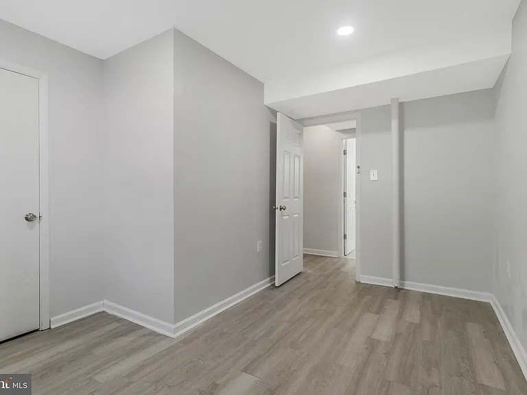 5004 Roanoke Pl — Photo 9