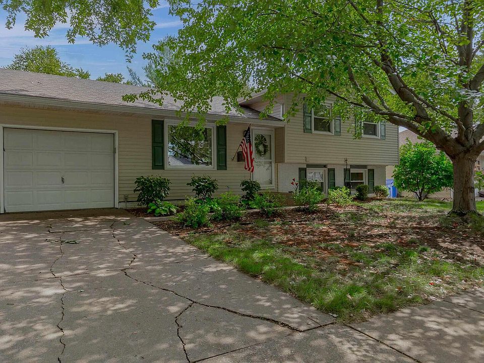 1st image of 3135 Westmar Dr