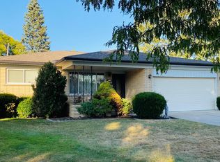 4867 Shell Ct, Warren, MI 48091