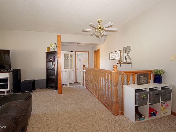 3rd image of 2405 Mc Cauley Ln NE