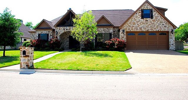 1st image of 6106 Wooded Creek Cv