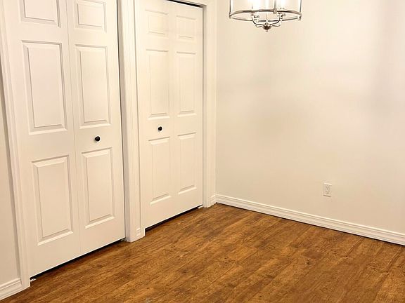 4th image of 265 Maplewood Dr #265