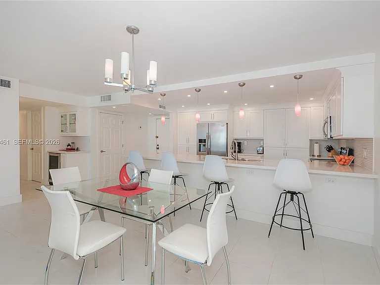 3800 S Ocean Dr #1716 — Photo 2