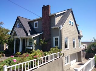 2656 37th Ave SW, Seattle, WA 98126