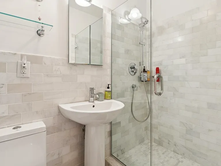 4 Spyglass Ln — Photo 27