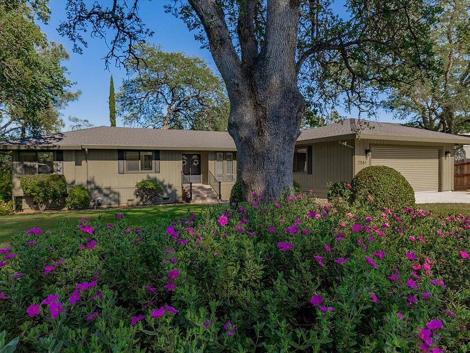 1st image of 2561 Willowdale Dr
